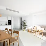 Panorama Luxury Penthouse In Higueron فوينخيرولا