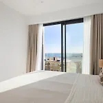 Panorama Luxury Penthouse In Higueron フエンヒロラ
