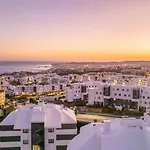 Panorama Luxury Penthouse In Higueron アパート *