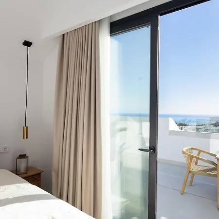 Panorama Luxury Penthouse In Higueron