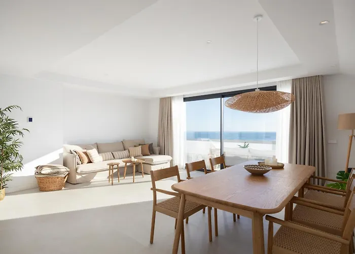 Panorama Luxury Penthouse In Higueron