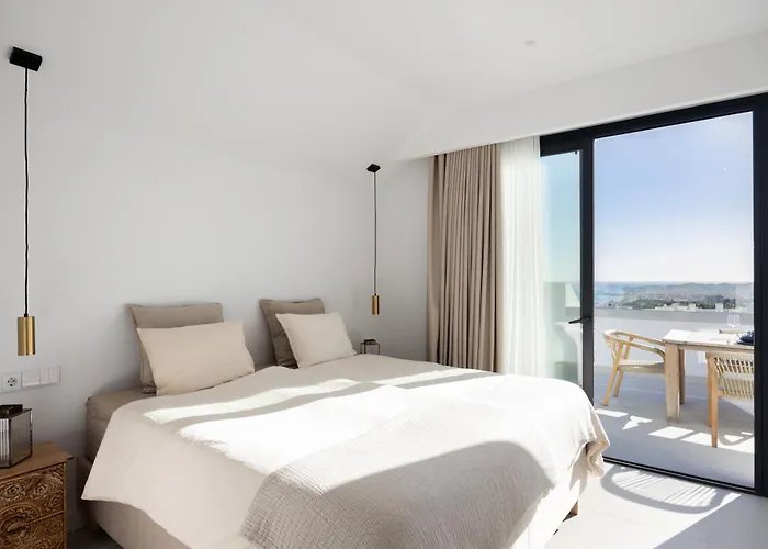 Panorama Luxury Penthouse In Higueron *