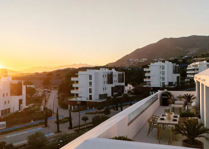 Panorama Luxury Penthouse In Higueron Appartement *